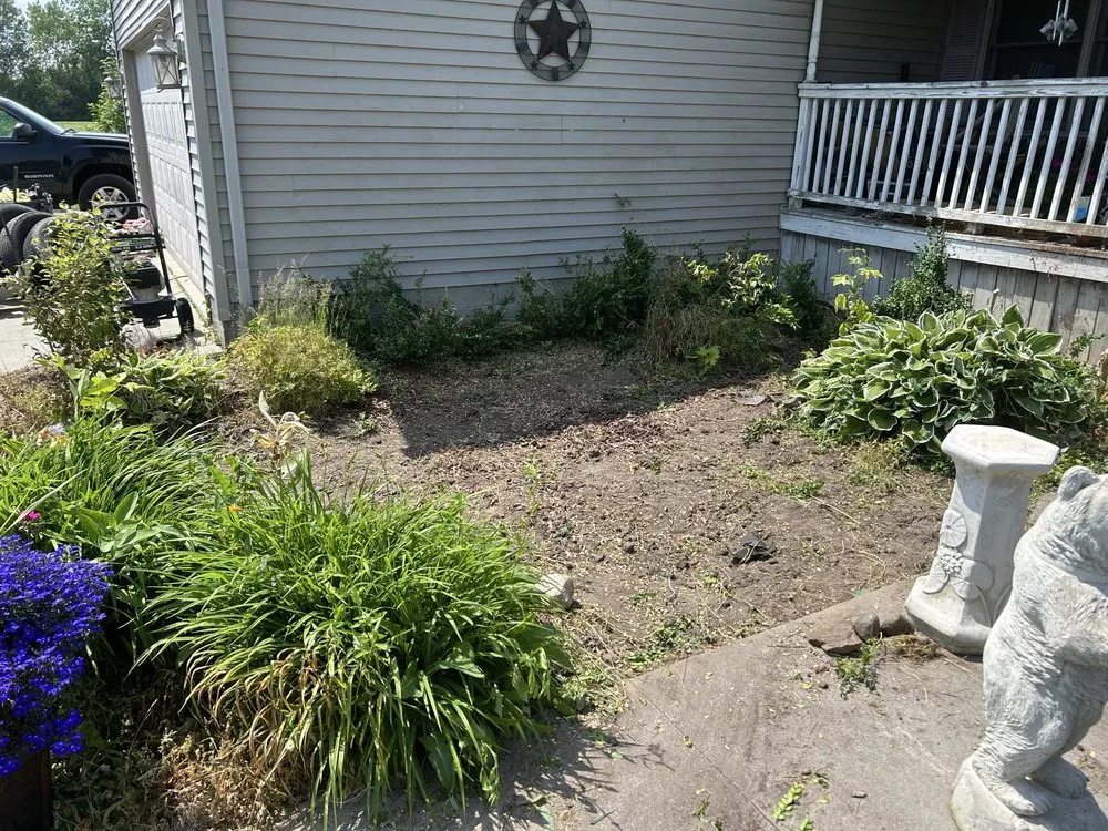 Custom residential landscaping in Smiths Creek, MI by Christy cuts & landscaping