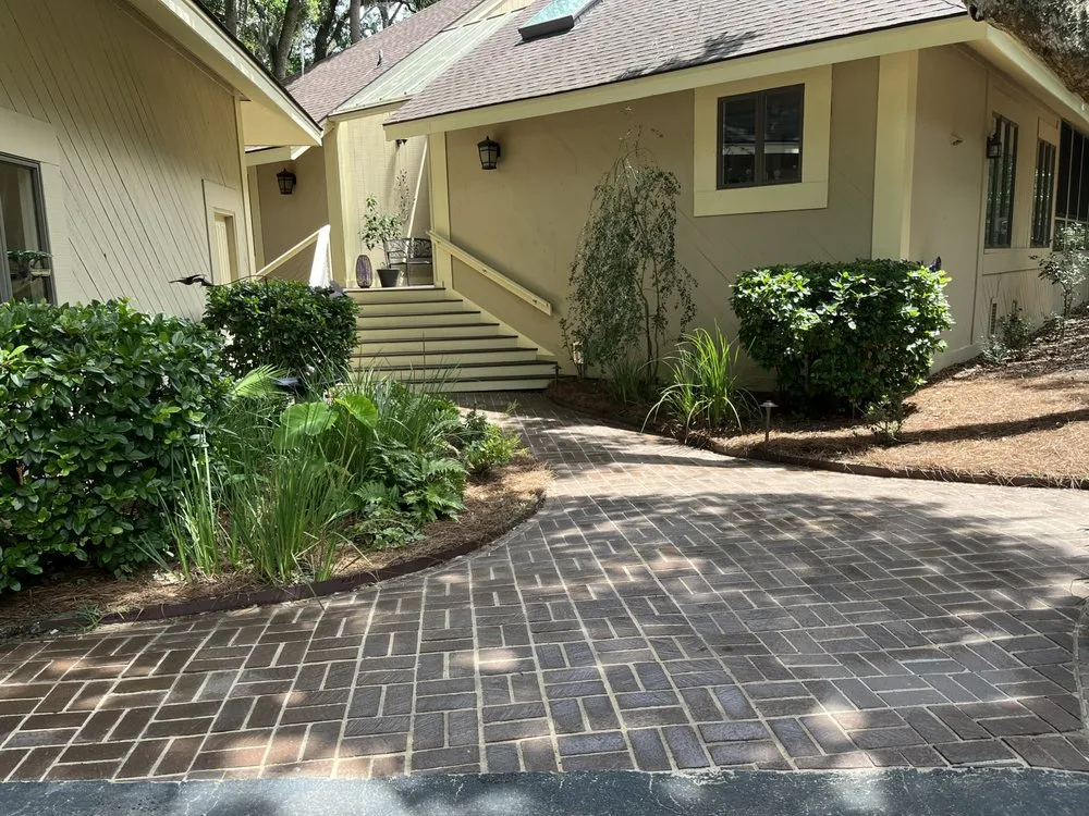 Trusted outdoor landscaping in Charleston, SC - CHS Contracting