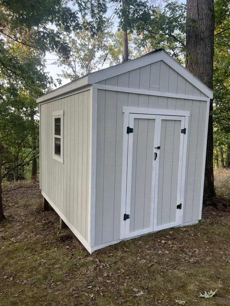 Affordable yard maintenance for beautiful yards in West Homestead, PA by Chube’s Services