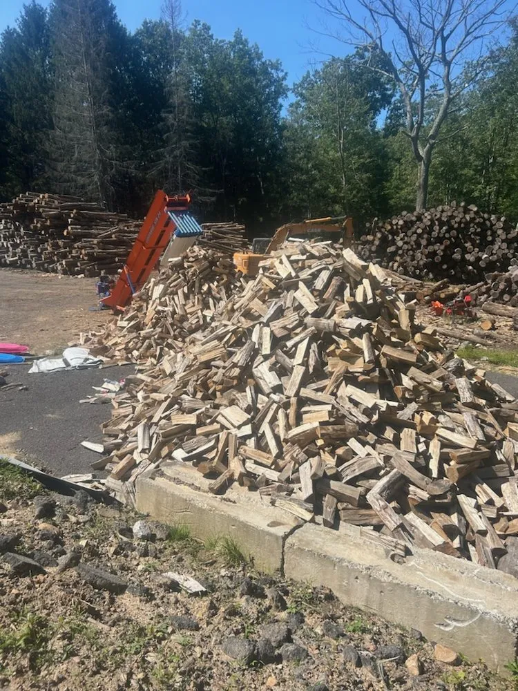 Custom outdoor landscaping in Thornhurst Township, PA - Chuck's Construction