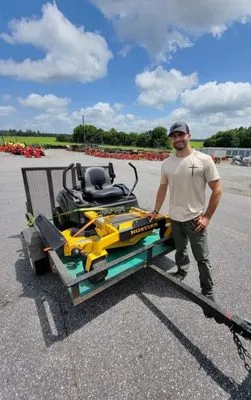 Chuck's Cuts Lawn Care Logo
