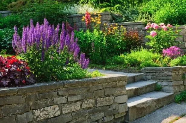 Expert residential landscaping in Prior lake, MN - Chucks Landscaping And Company