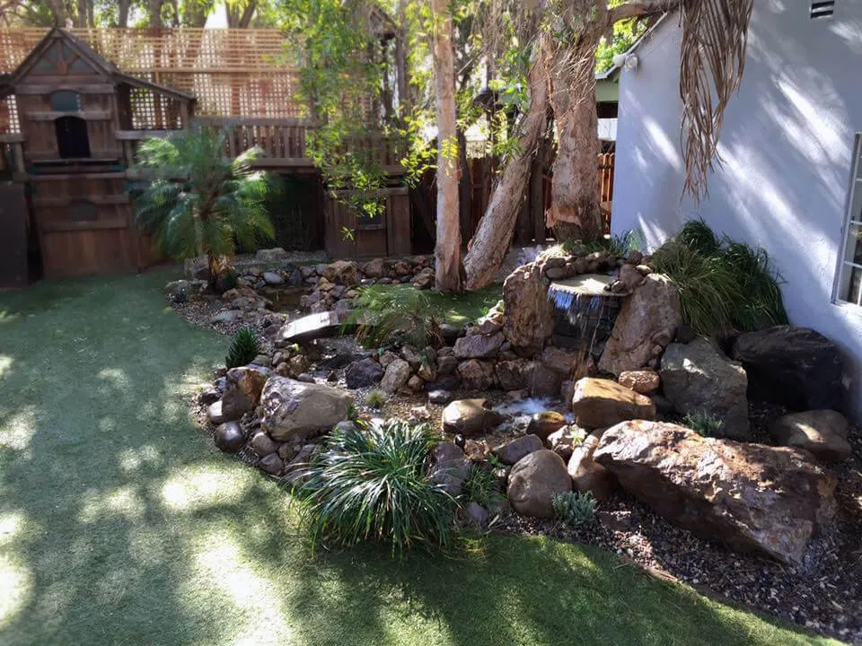 Expert outdoor landscaping for homes in Los Angeles, CA by Chuck's Landscaping
