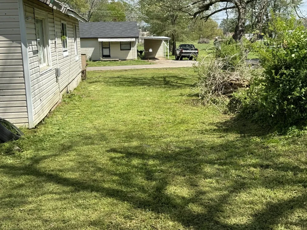 Reliable yard maintenance in McKenzie, TN - Chunns Lawn Care