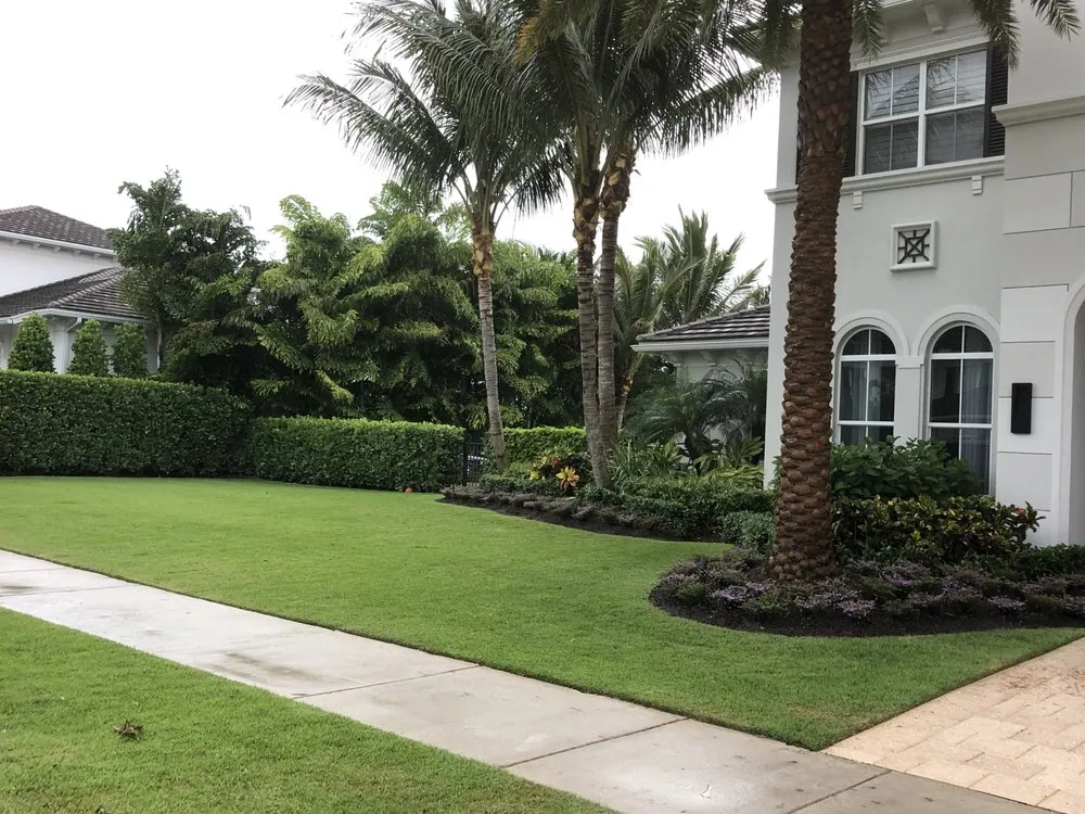 Professional garden landscaping in West Palm beach, FL - Chun's Landscaping