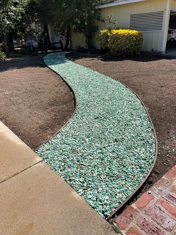 Local yard maintenance for residential properties in Los Angeles, CA by Chuy’s Gardening Services