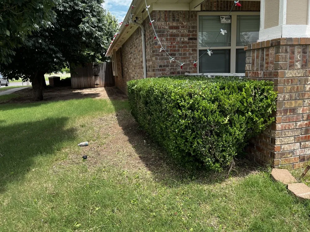 Top-rated outdoor landscaping with custom design across Oklahoma City, OK - Chuy’s Landscaping