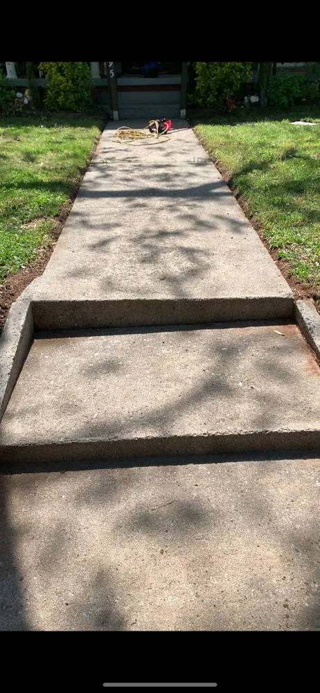 Custom yard maintenance near you across Concord, NC - Chuy’s Lawn Care