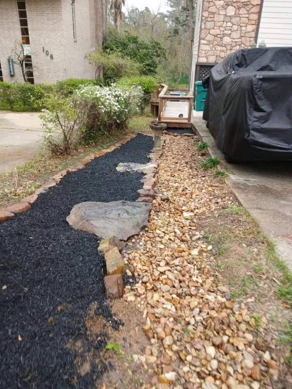 Custom landscaping services experts serving Conroe, TX - Chuys Lawn Service