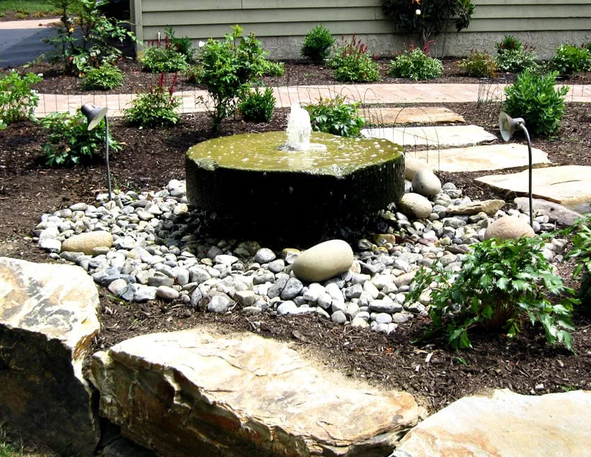 Trusted garden landscaping in Garnet Valley, PA by Cider Mill Landscapes
