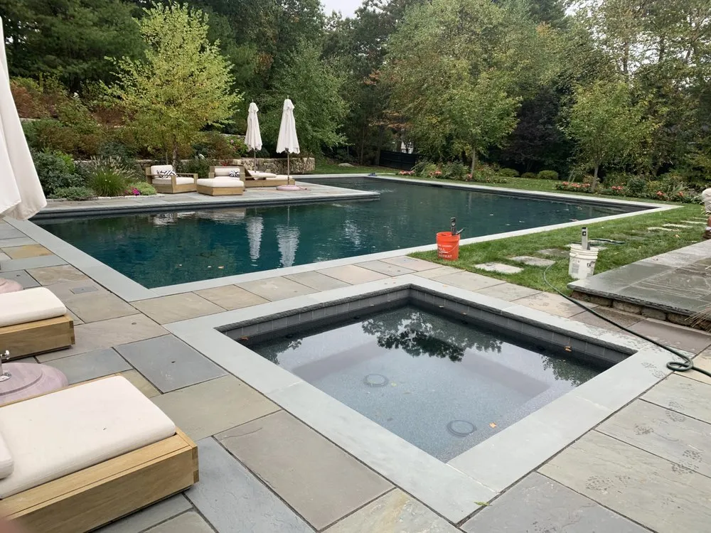 Custom lawn care service experts serving Marlborough, MA - Cifuentes Construction