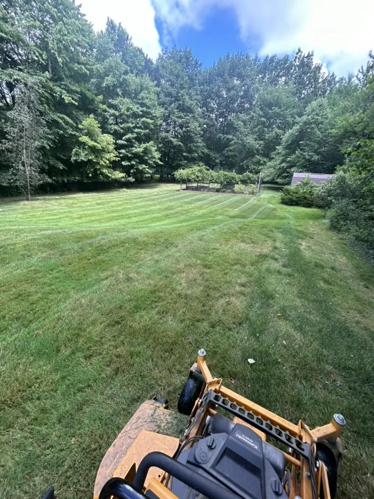 Affordable landscaping services experts serving Cleveland, OH - Cifuentes Landscape