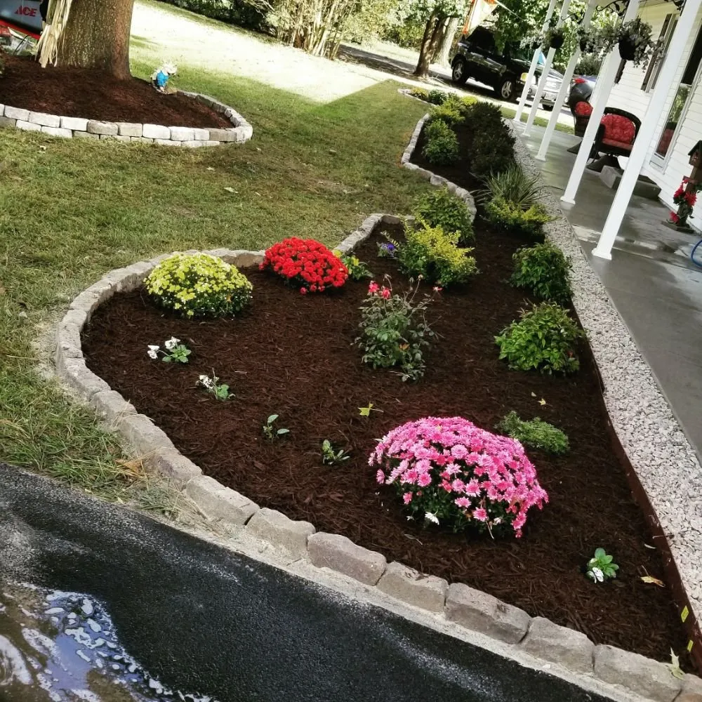 Local lawn care service near you in Millsboro, DE by Cifuentes Landscaping LLC