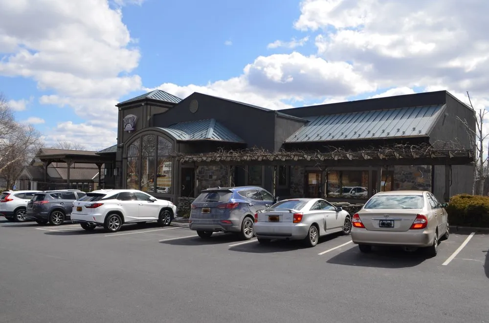 Reliable yard maintenance in Middletown, NY - Cilia's Group