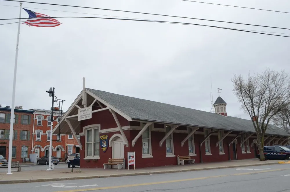 Affordable landscape design for year-round maintenance in Middletown, NY by Cilia's Group