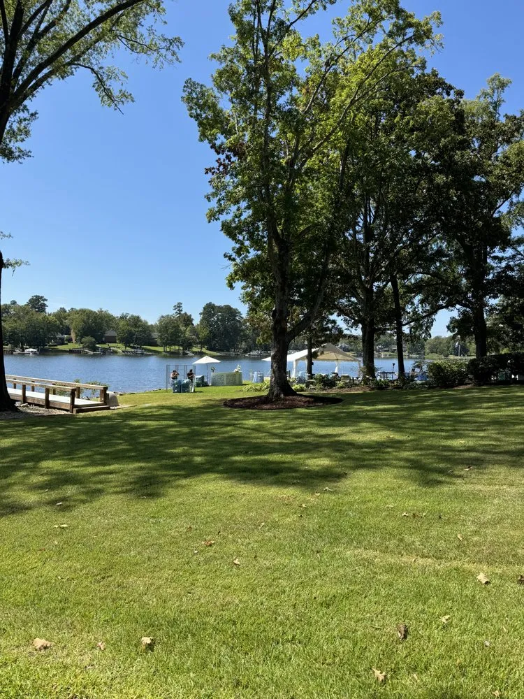 Custom lawn mowing service with custom design in Saint Matthews, SC by Cillo Lawncare