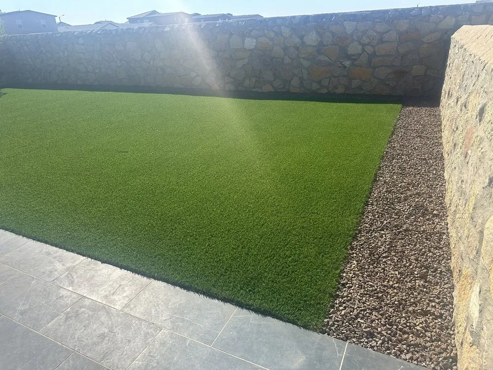 Affordable outdoor landscaping in El Paso, TX - Cinco Mosquetero