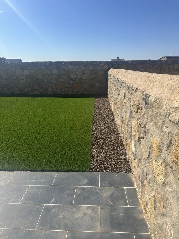 Professional lawn mowing service for residential properties across El Paso, TX - Cinco Mosquetero