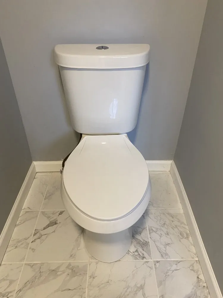 Professional yard cleanup service in Kansas City, MO by Cinn’s Cleaning 24/7 & Services