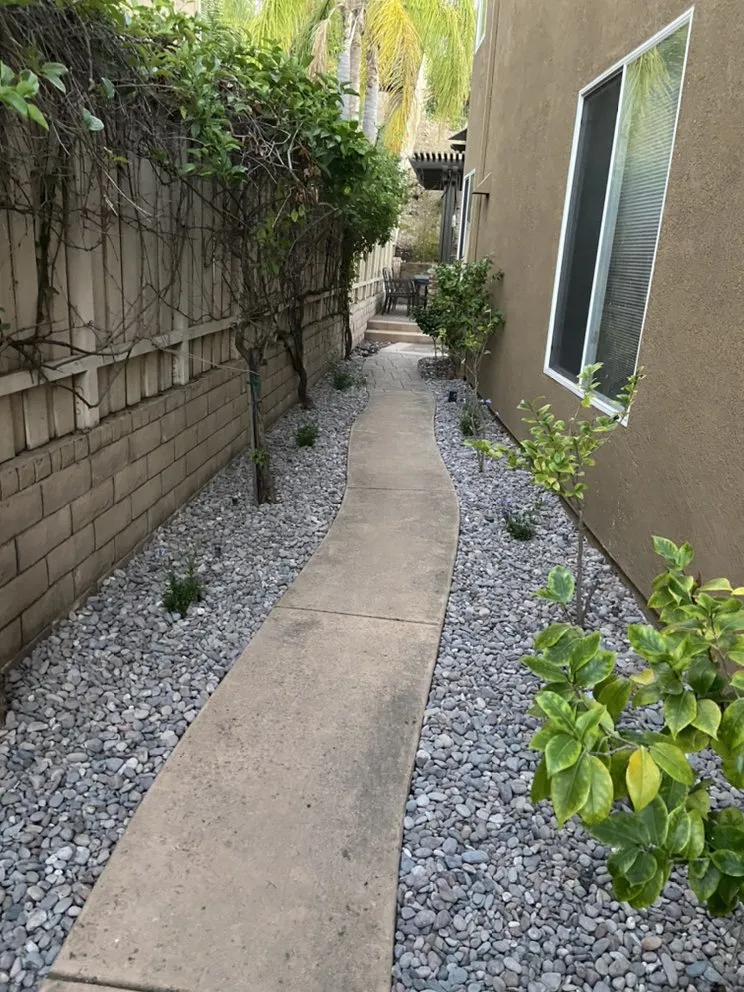 Local yard maintenance experts serving San Diego, CA - Cintas Landscape Service