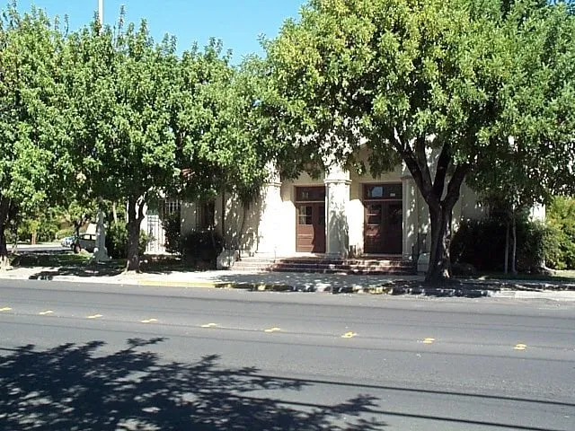 Professional lawn mowing service in Mahwah, NJ by Cipriano Custom Swimming Pools & Landscaping