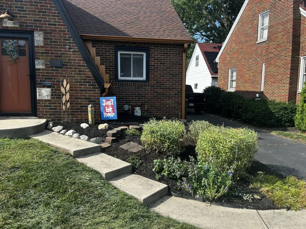 Professional residential landscaping in Indianapolis, IN by Circle City Landscaping