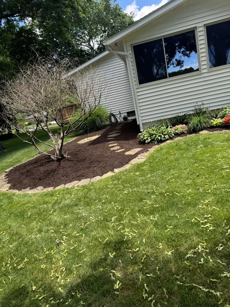 Affordable lawn care service for beautiful yards in Tallmadge, OH by Circle City Landscaping