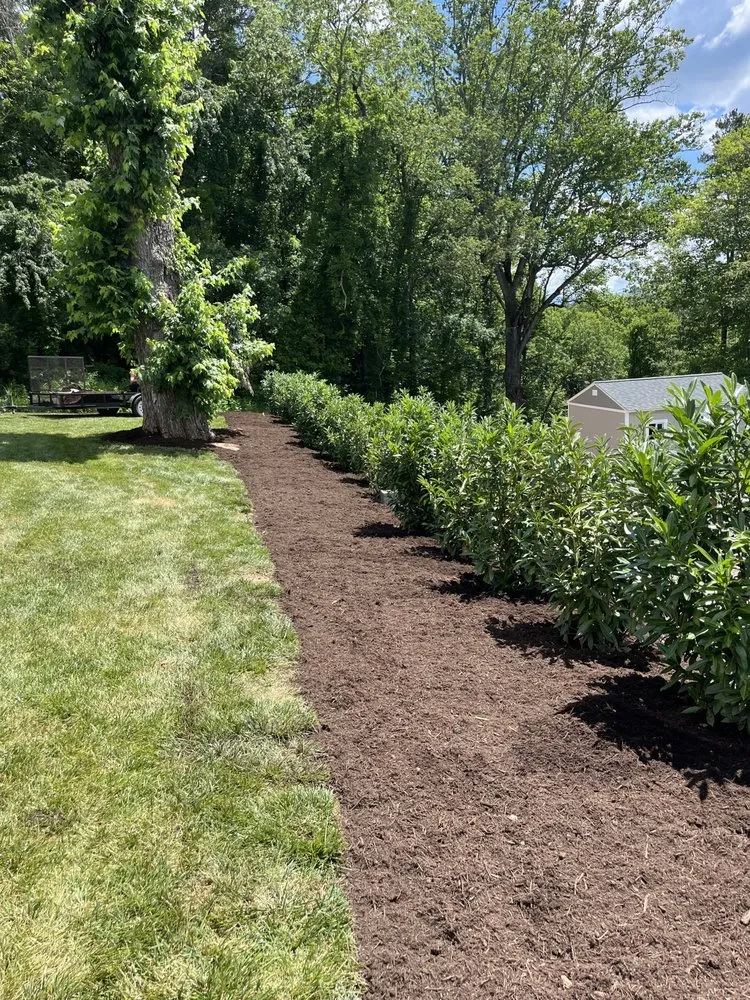 Top-rated garden landscaping in Weaverville, NC by Circle F Outdoor Services