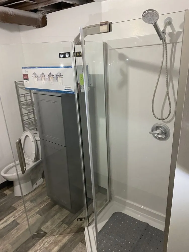 Professional yard cleanup service in Milwaukee, WI by Circle landscaping