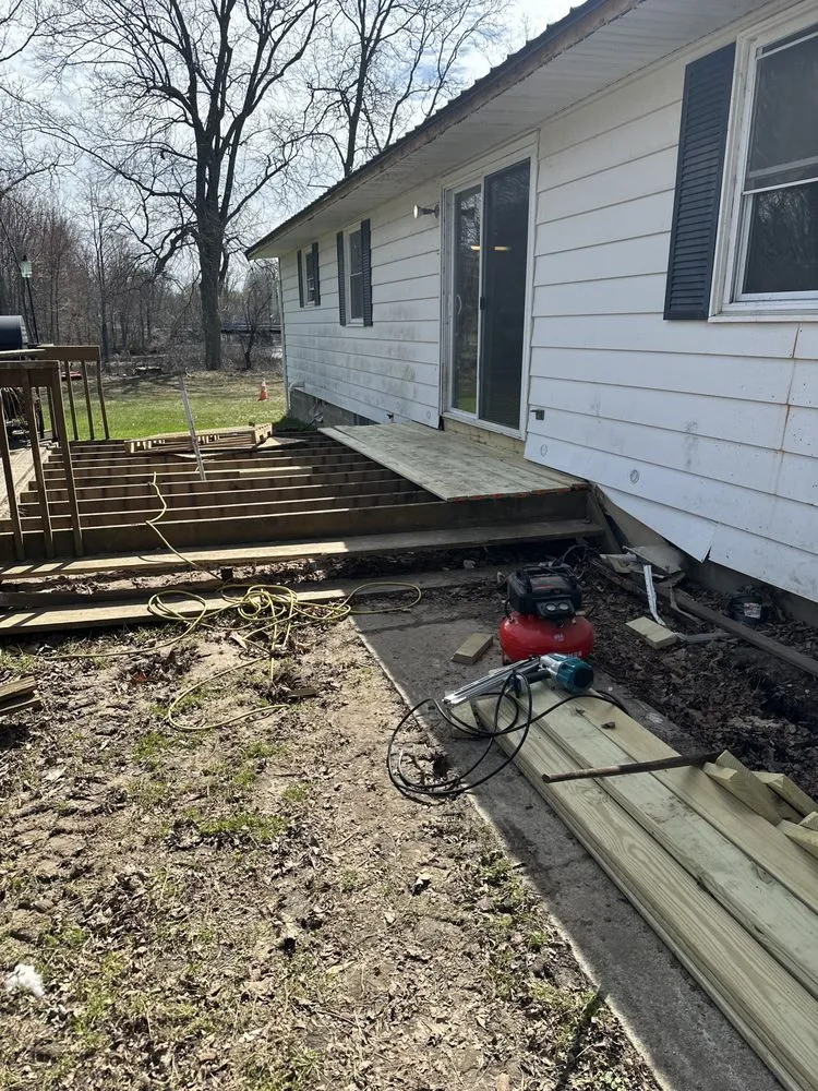Reliable yard cleanup service with custom design across Pennellville, NY - Circle of Images