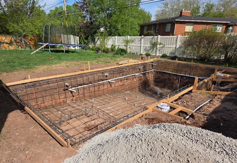 Local lawn care service experts serving Lehi, UT - Circle Point