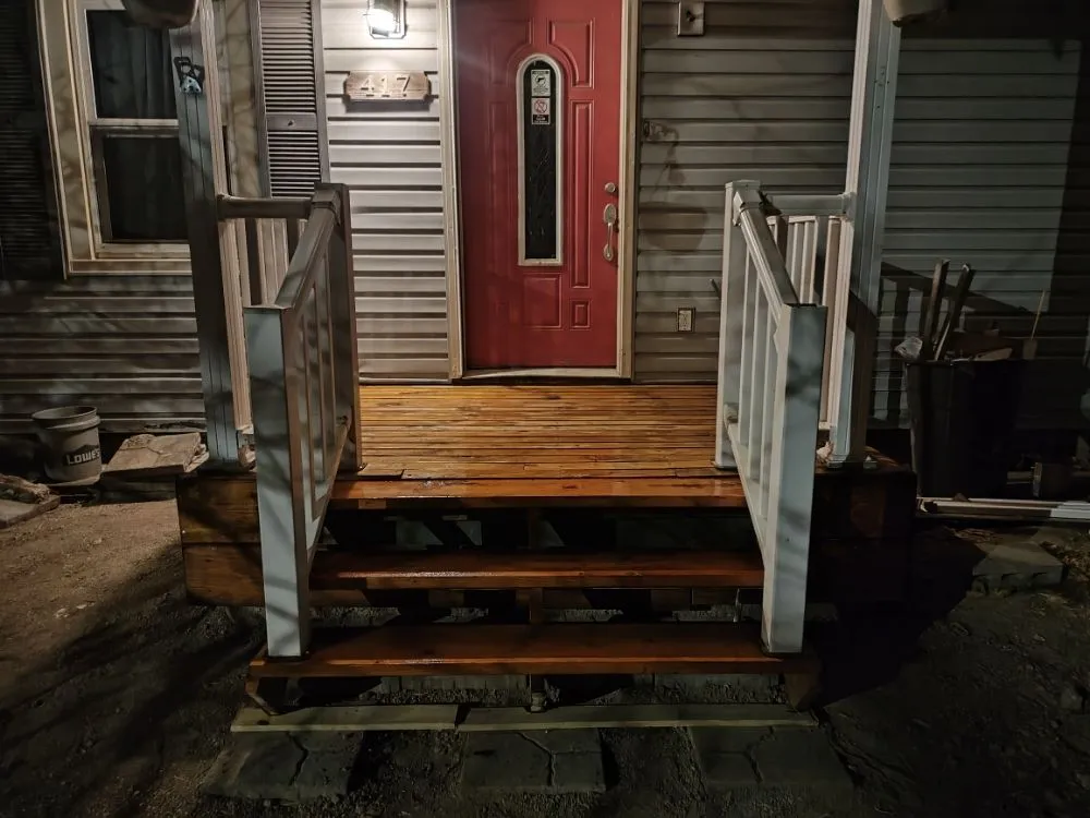 Reliable yard maintenance for year-round maintenance across Richland, MO - Circle T Lawn and Tree Services