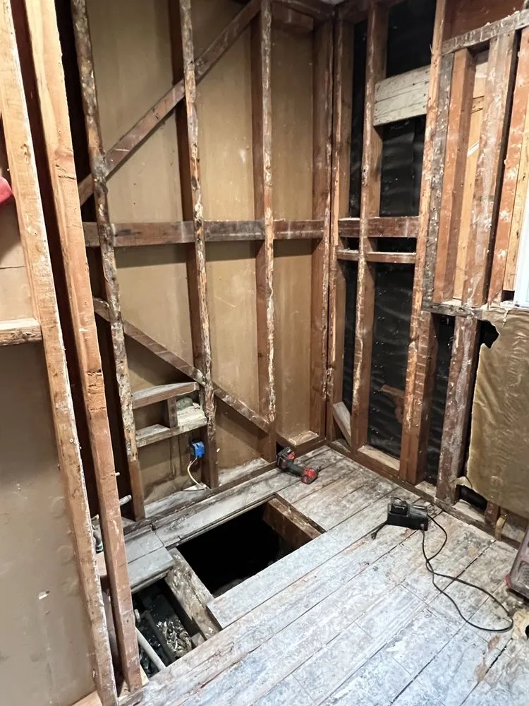 Local yard cleanup service in San Mateo, CA - Circlefoot Wellness Homes & Habitats