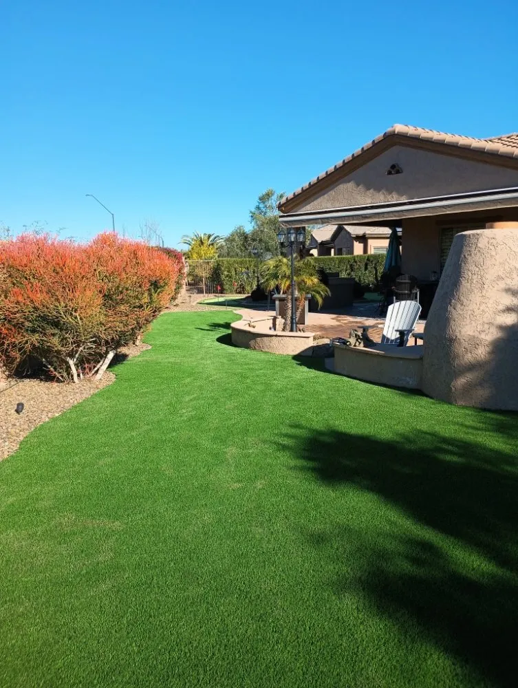 Affordable yard maintenance experts serving El Mirage, AZ - Cisco Landcare