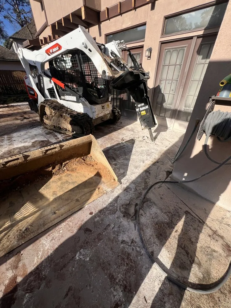 Top-rated yard cleanup service in Houston, TX - Citadel Outdoor Works