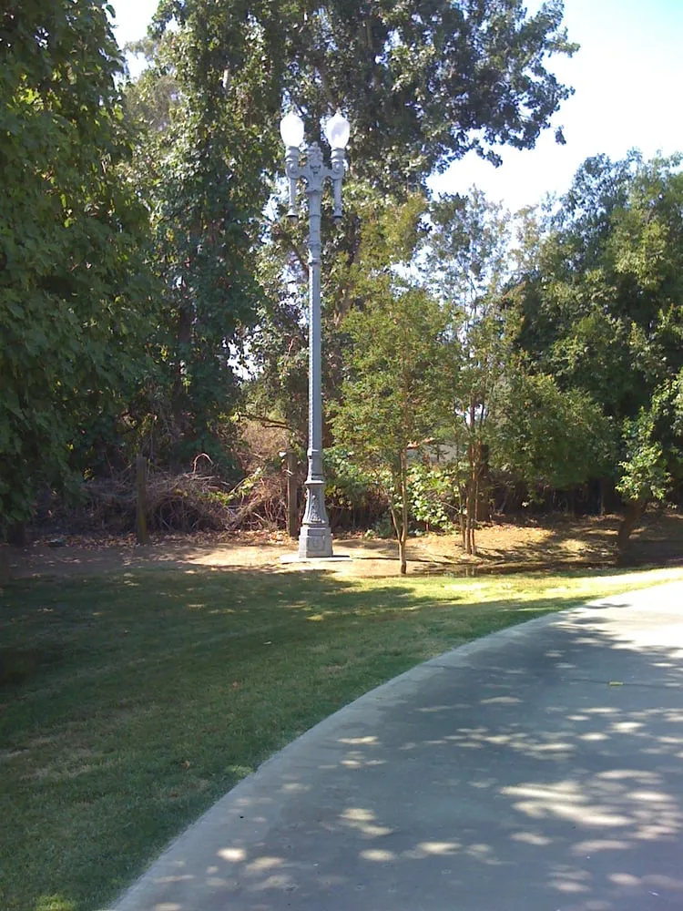 Affordable residential landscaping experts serving Redding, CA - CitiLawns