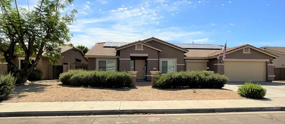 Professional yard cleanup service experts serving Surprise, AZ - Citiscapes