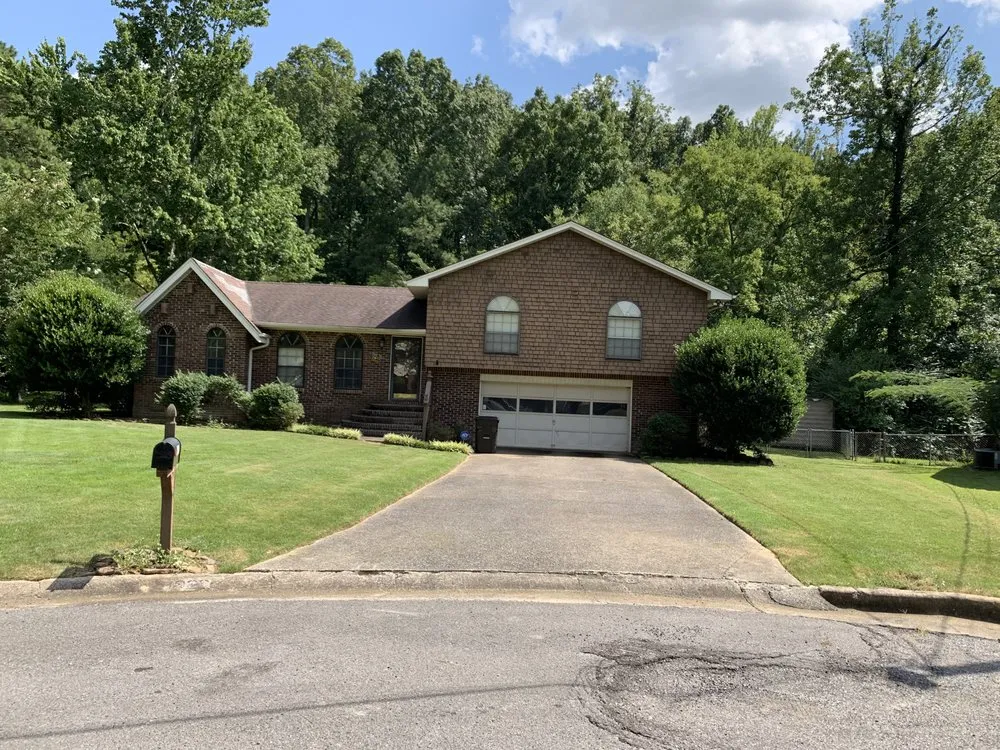 Custom landscape design for beautiful yards in Alabaster, AL by Citrine Landscape And Construction