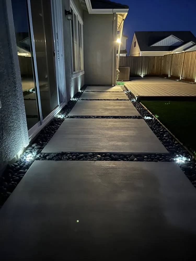 Reliable lawn mowing service experts serving Discovery bay, CA - Citrine Landscape Company