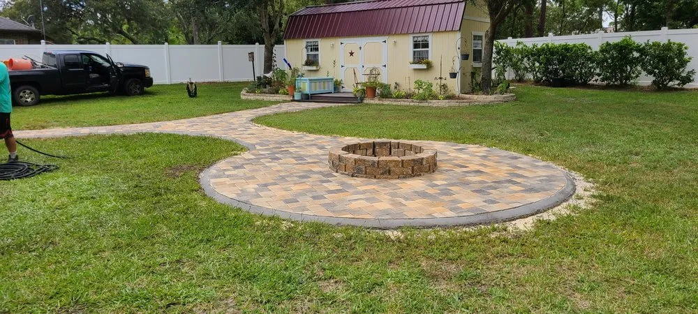 Professional outdoor landscaping in Homosassa, FL by Citrus pavers