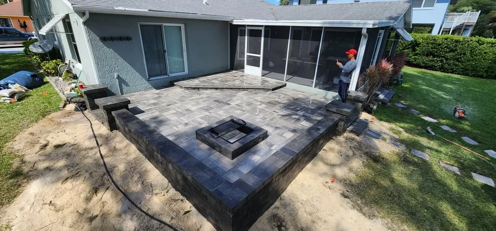 Local yard cleanup service for homes in Homosassa, FL by Citrus pavers