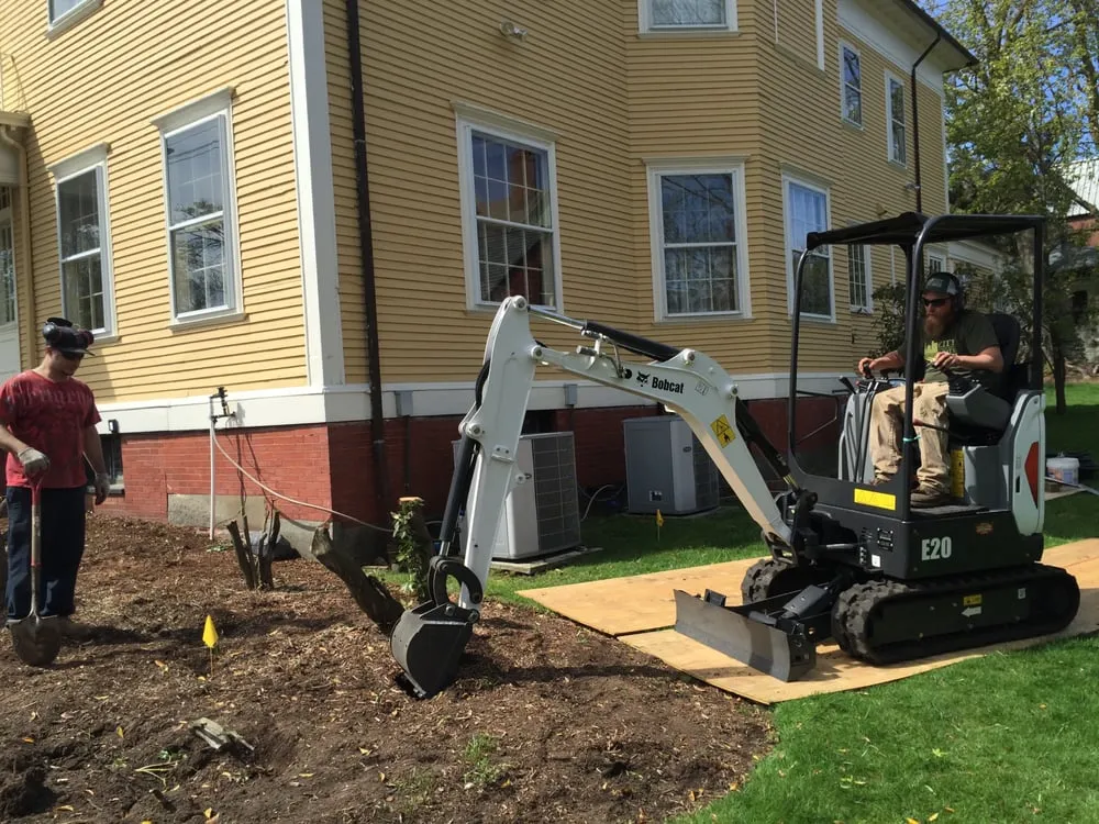 Affordable yard maintenance with custom design across Providence, RI - City & Estate Gardener