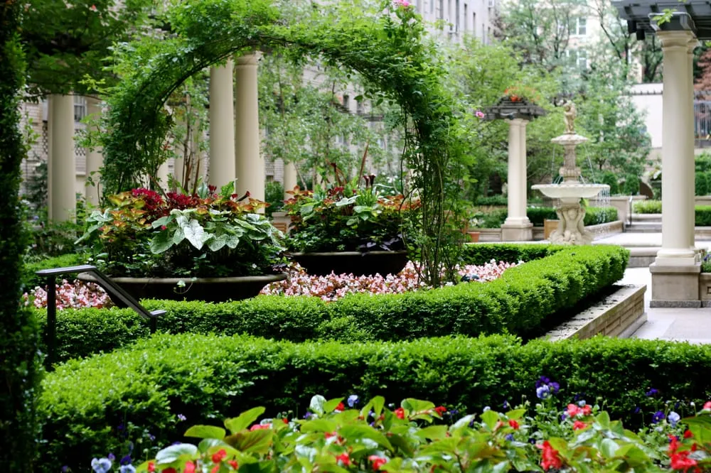 Reliable landscaping services near you across Long Island City, NY - City Gardens
