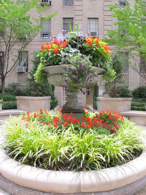Expert garden landscaping experts serving Long Island City, NY - City Gardens