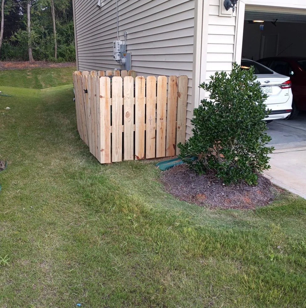 Trusted yard maintenance for residential properties in Charlotte, NC by City Max Construction