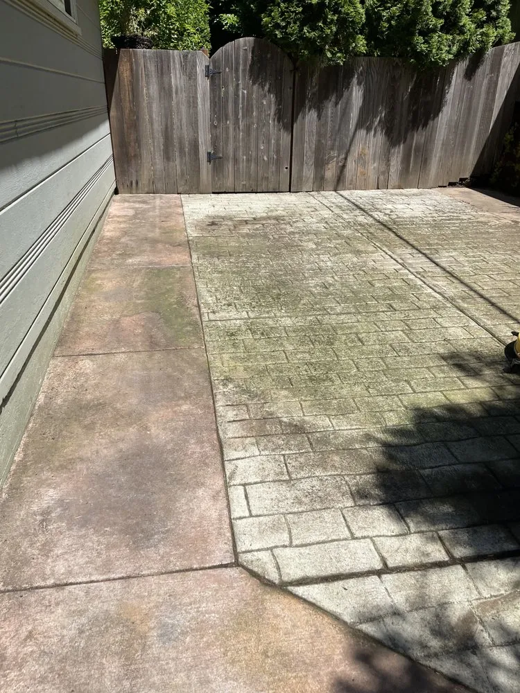 Trusted outdoor landscaping for year-round maintenance in Beaverton, OR by City Of Roses