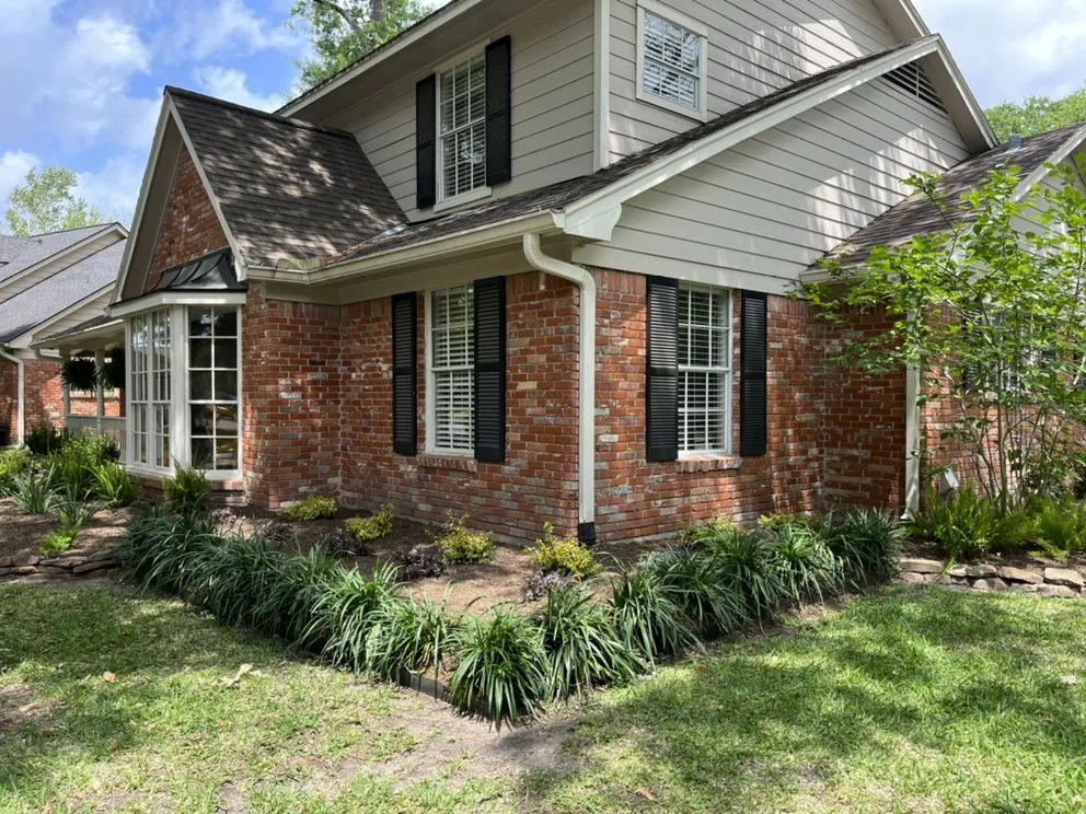 Custom residential landscaping in Houston, TX by CityRoots Landscaping