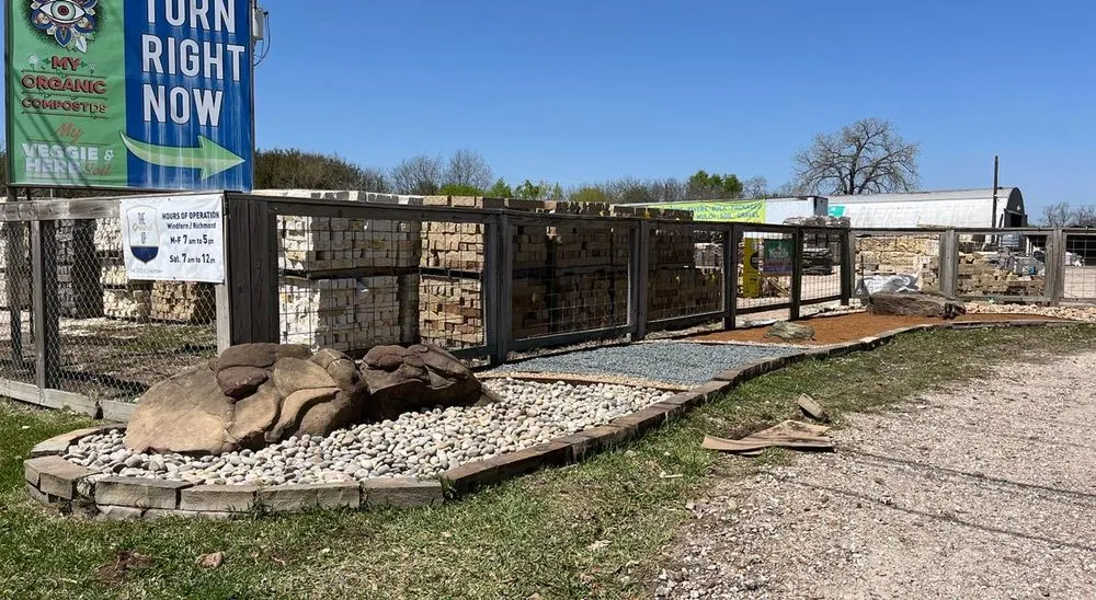 Custom landscape design in Houston, TX by CityRoots Landscaping