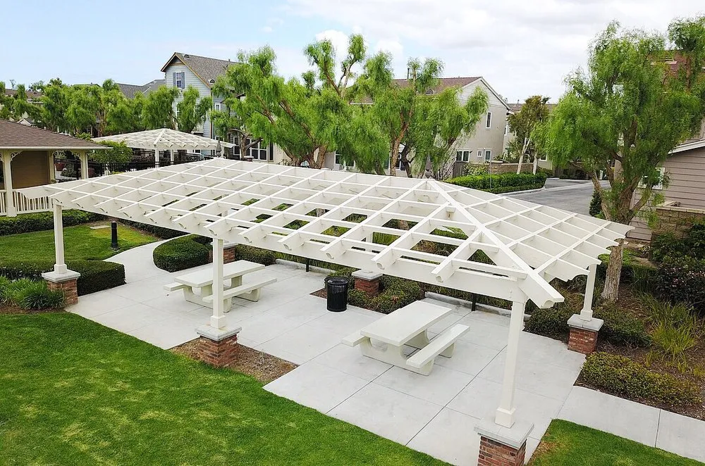 Top-rated yard maintenance in Tustin, CA by Cityscape