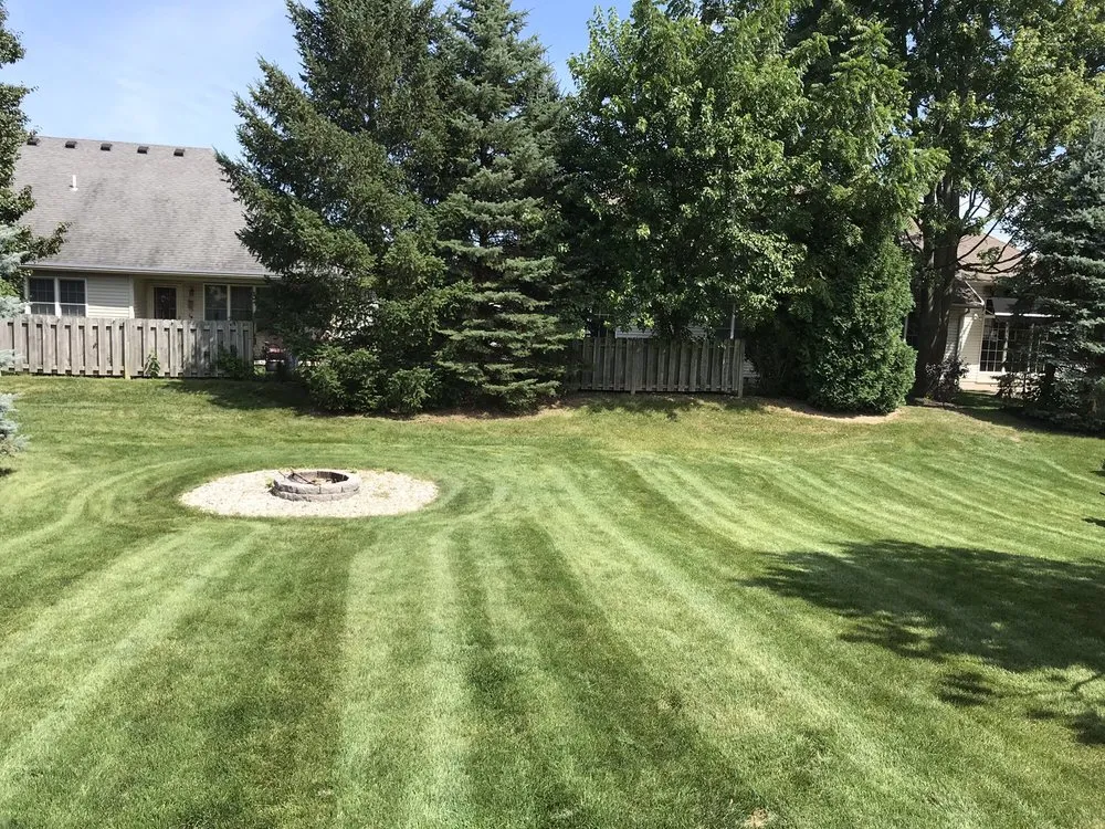Affordable lawn mowing service in Rossford, OH - Citywide Lawn Care & Snow Removal